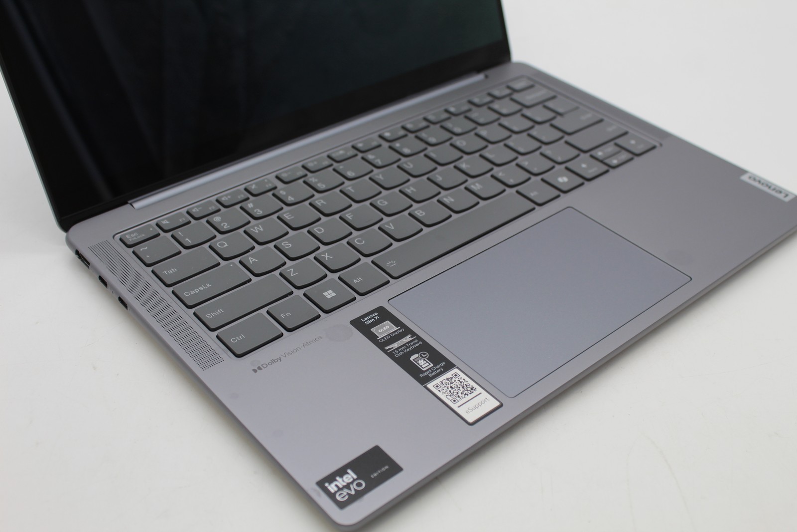 Lenovo Slim 7 14″ Touch Intel Core Ultra 7 155H 16GB 512GB 83D80000US PC1744570