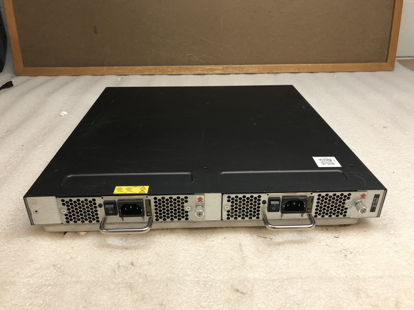 IBM SAN48B-5 2498-F48 Switch Fibre Channel Port Switch Dual PSU