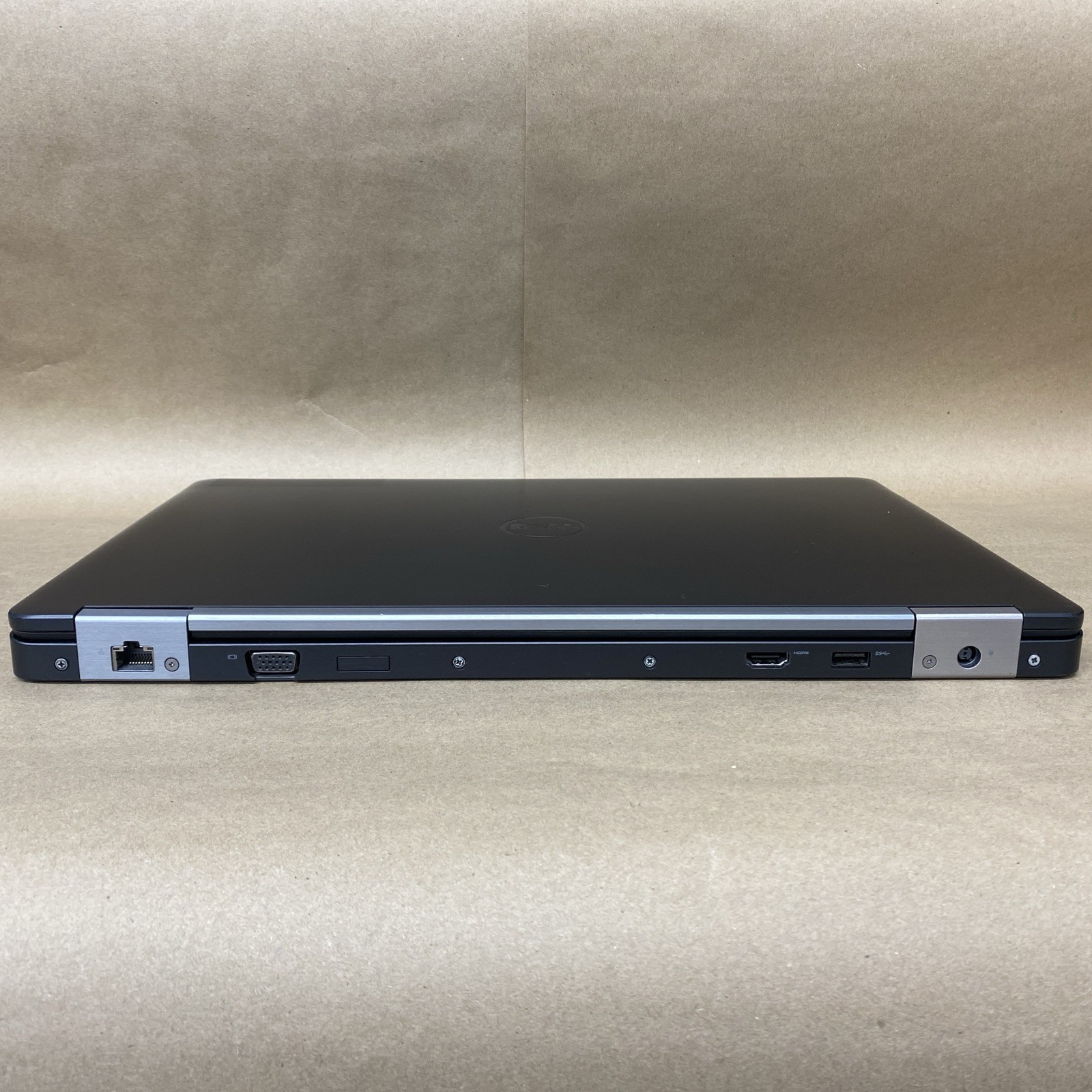 Dell Latitude E5570 – 15″ FHD – i7-6600U – 8GB – 128GB SSD – Win 10 Pro – READ