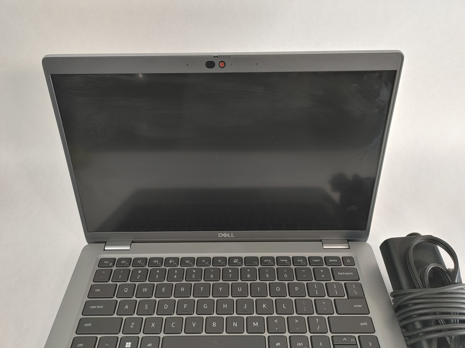 Dell Latitude 5430 Core i7-1265U 1.80 GHz 16 GB DDR4 512 GB NVMe Windows 11 Pro