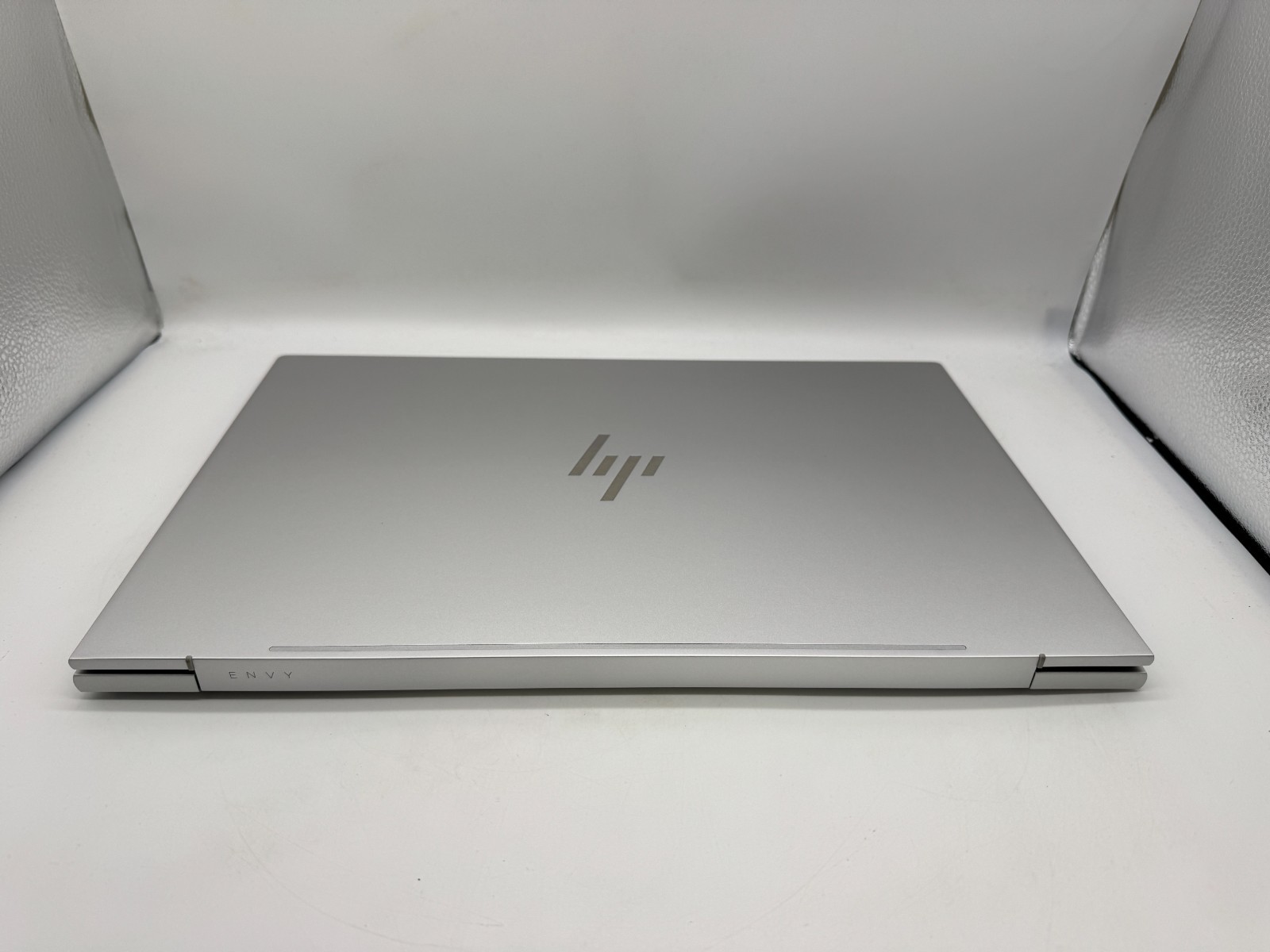 HP ENVY 17-cr0797nr 17.3″ Touch Laptop Intel Core i7-1255U 16GB 1TB SSD RTX 2050