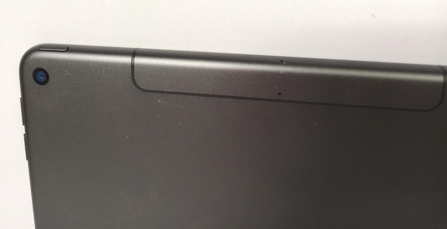 Apple iPad Air 3rd Generation (64GB, Space Gray, Unlocked) – Fully Functional!