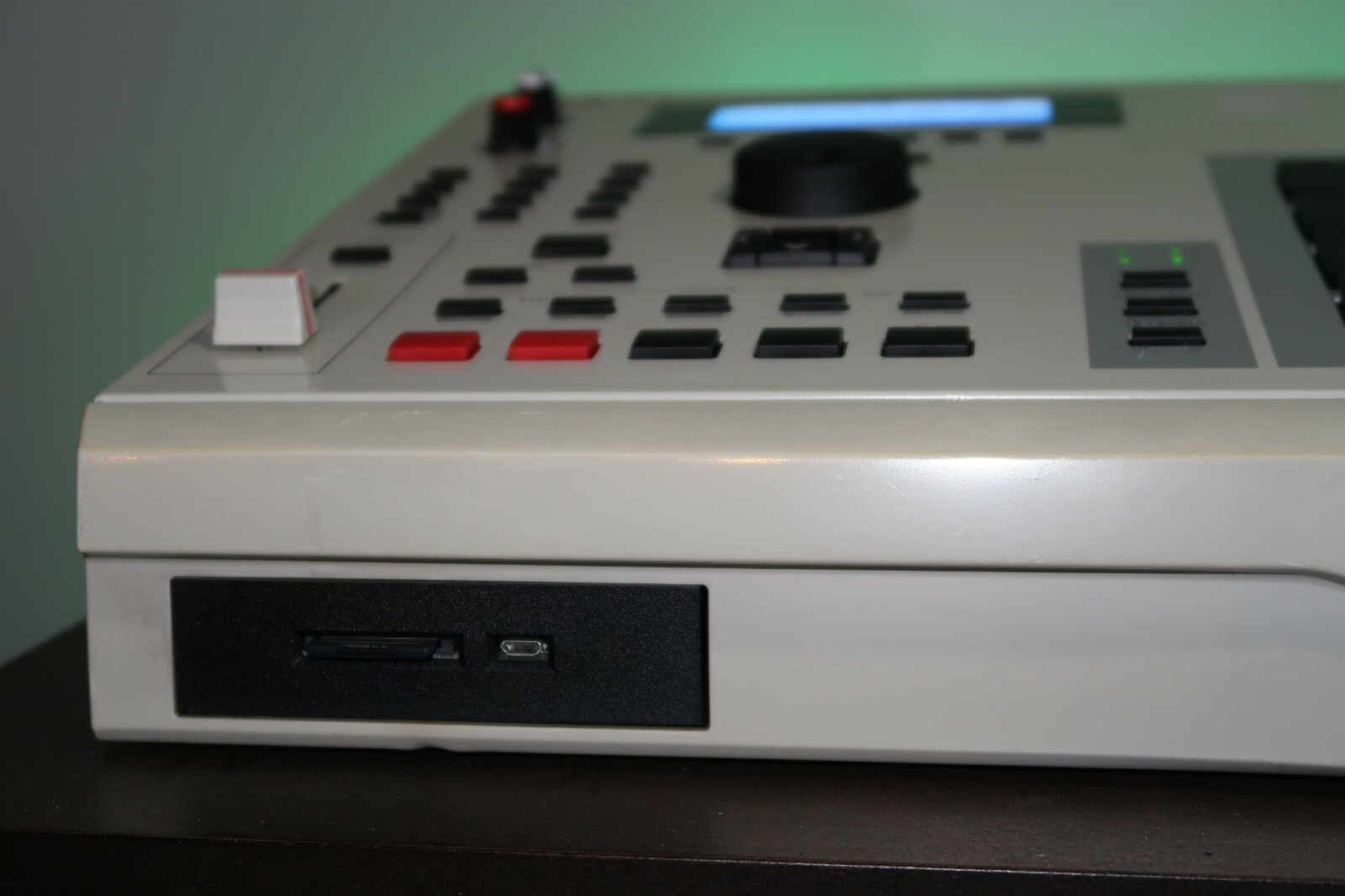 Internal SCSI SD Card Reader Drive + SCSI Cable Kit – AKAI MPC 2000 MPC2000