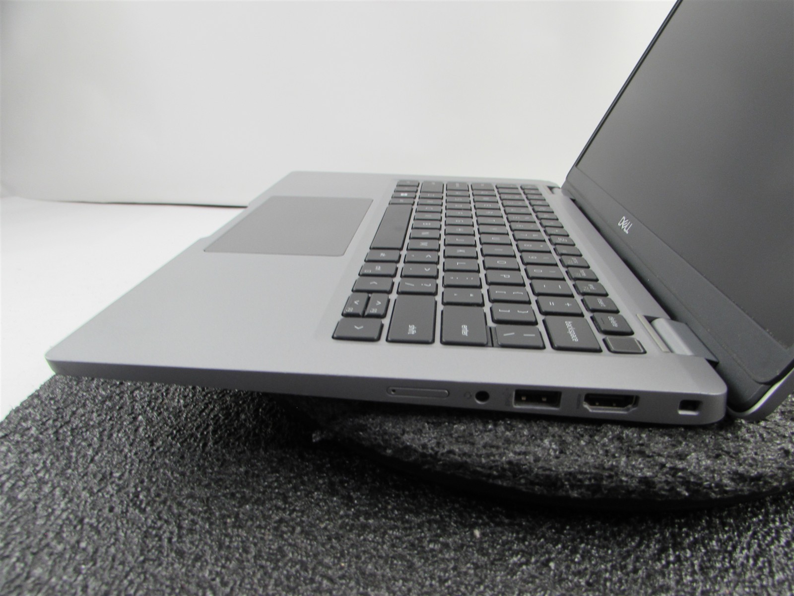 DELL LATITUDE 5330 TOUCHSCREEN I5-1245U 10 CORE 512GB SSD 16GB RAM NO O.S/BATT