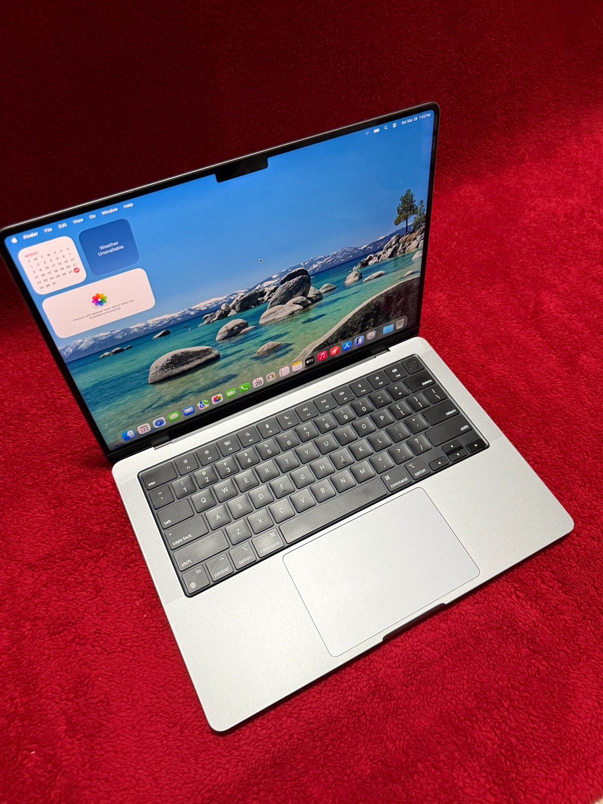 Apple MacBook Pro 16″ M1 Pro 2021 512GB SSD 16GB RAM Silver A2485 10-Core MK1E3L