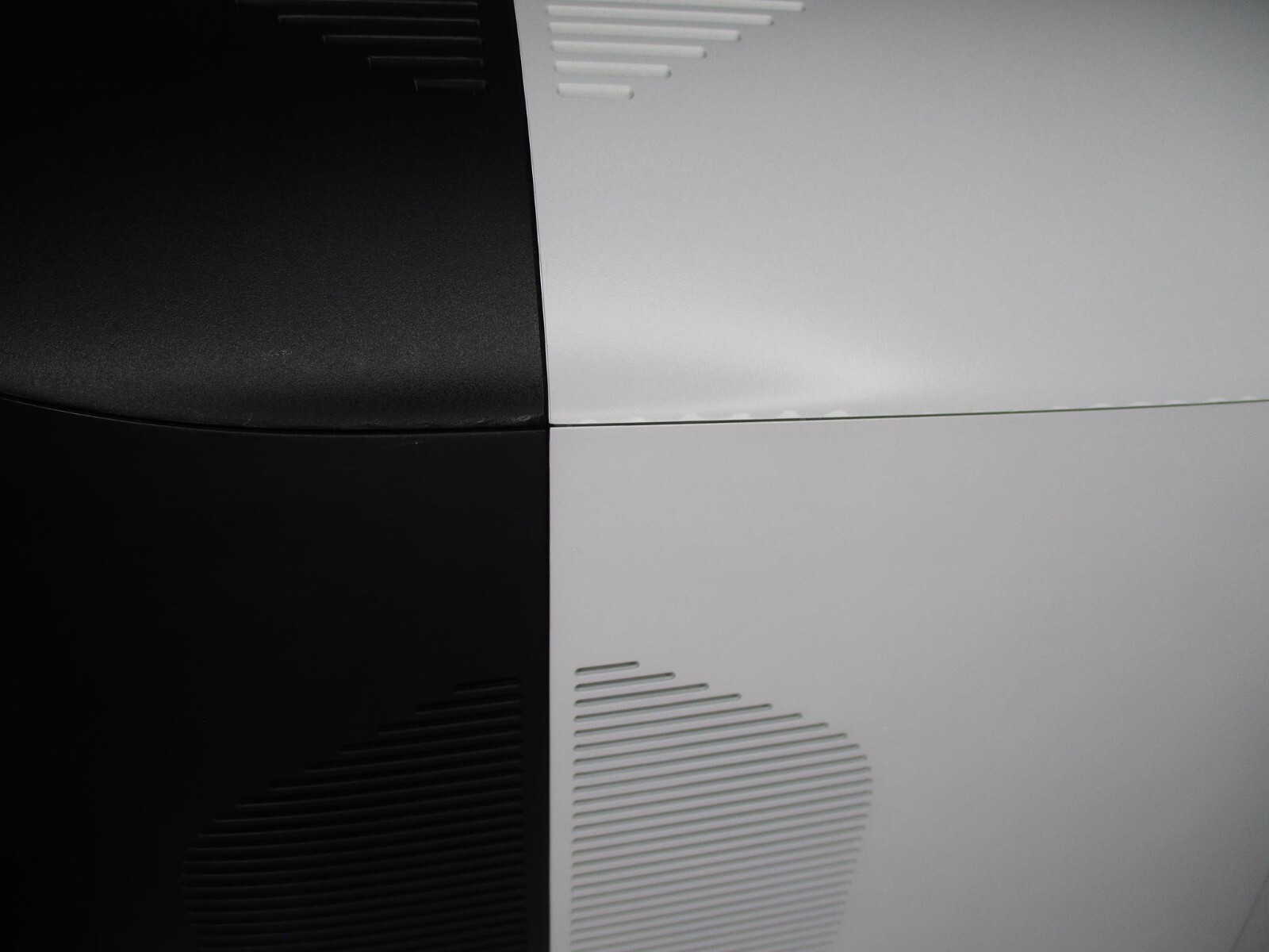 Alienware Aurora R12 i9-11900KF LiquidCool 32GB 1TB NVMe+2TB HDD 1000W – NO GPU