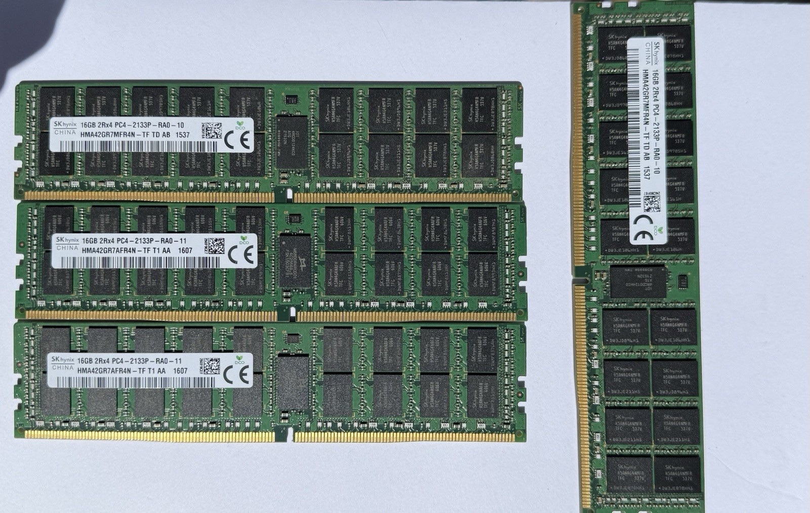SK Hynix 16GB DDR4 2Rx4 2133MHz ECC RDIMM HMA42GR7MFR4N-TF TD AA