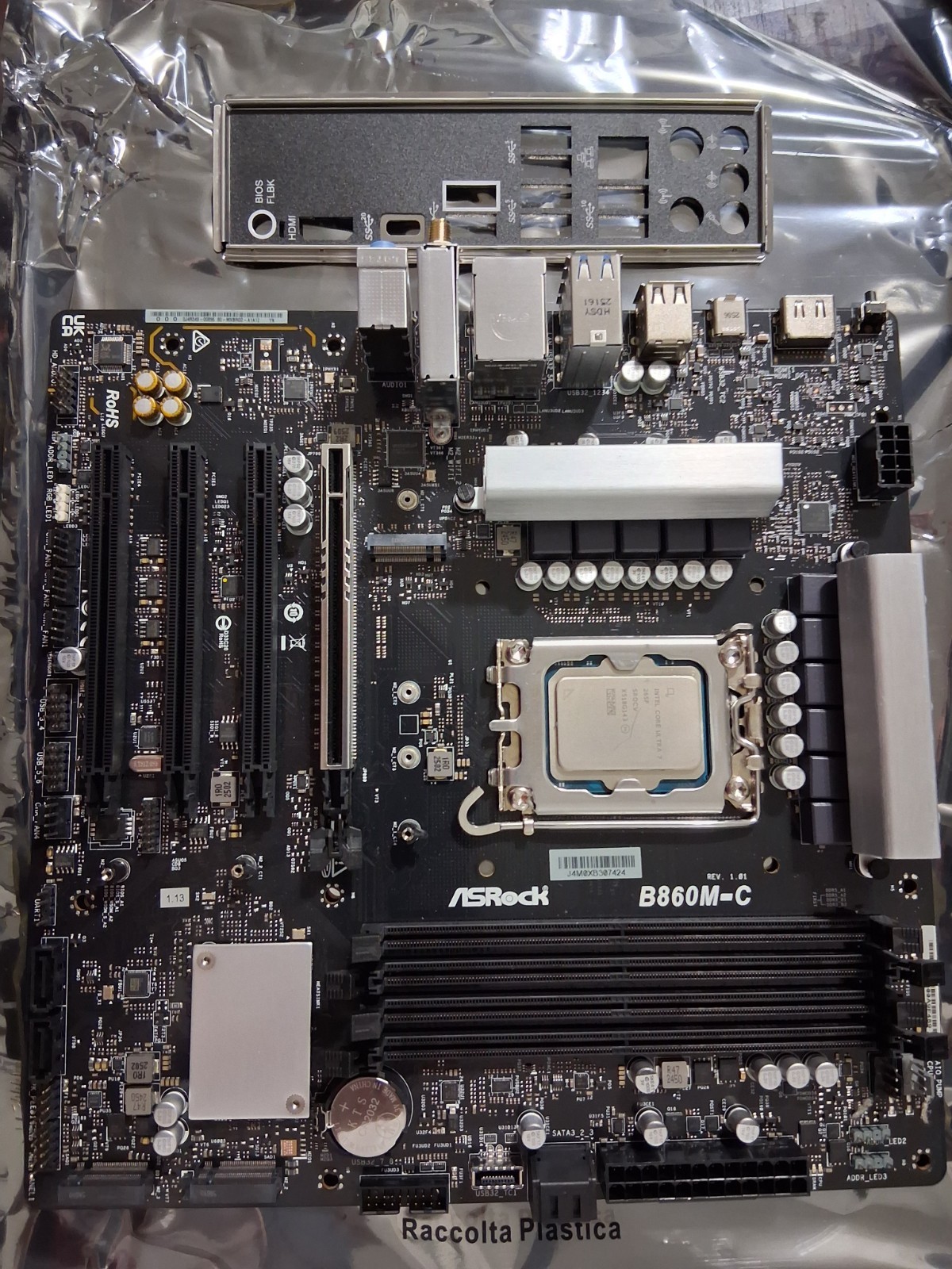 Intel core ultra 7 265F ASRock B860M-C combo.