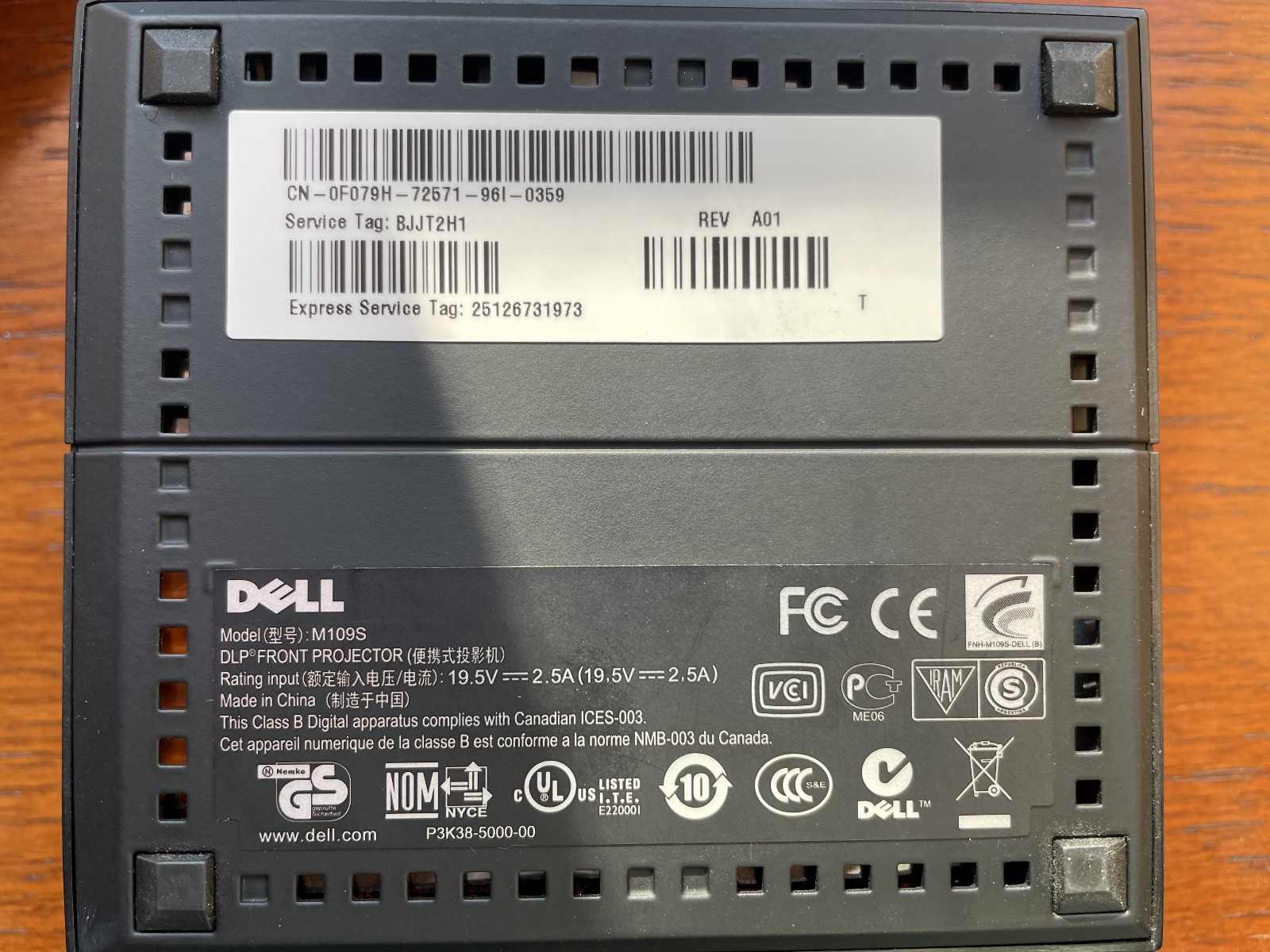 Dell M109S tabletop projector, working, all parts in original box
