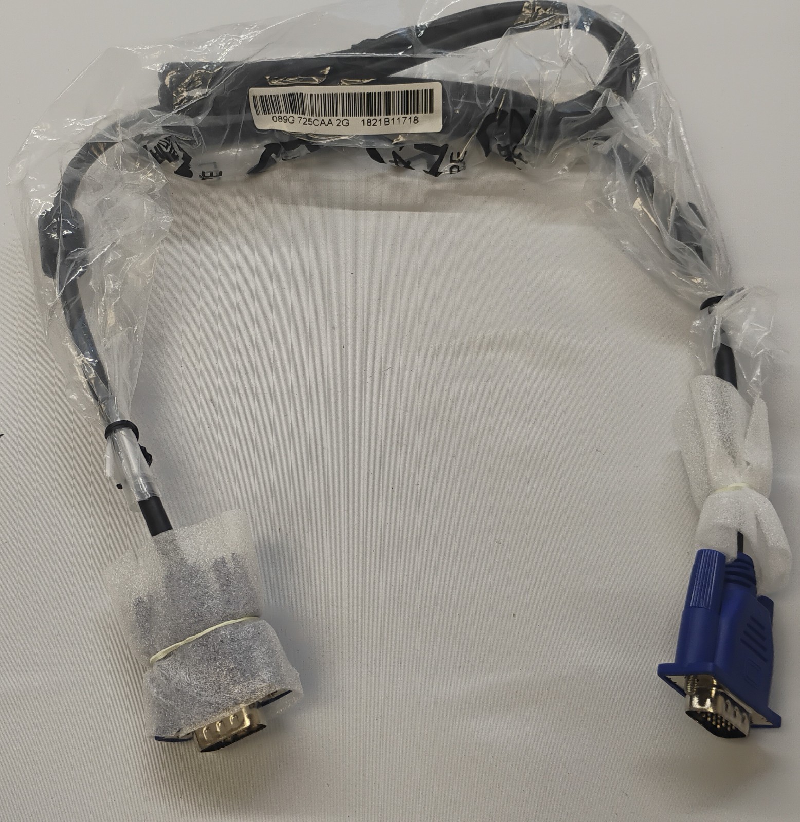 Dell 5Ft 15-Pin VGA/SVGA D-Sub Male to Male Monitor Video Cable