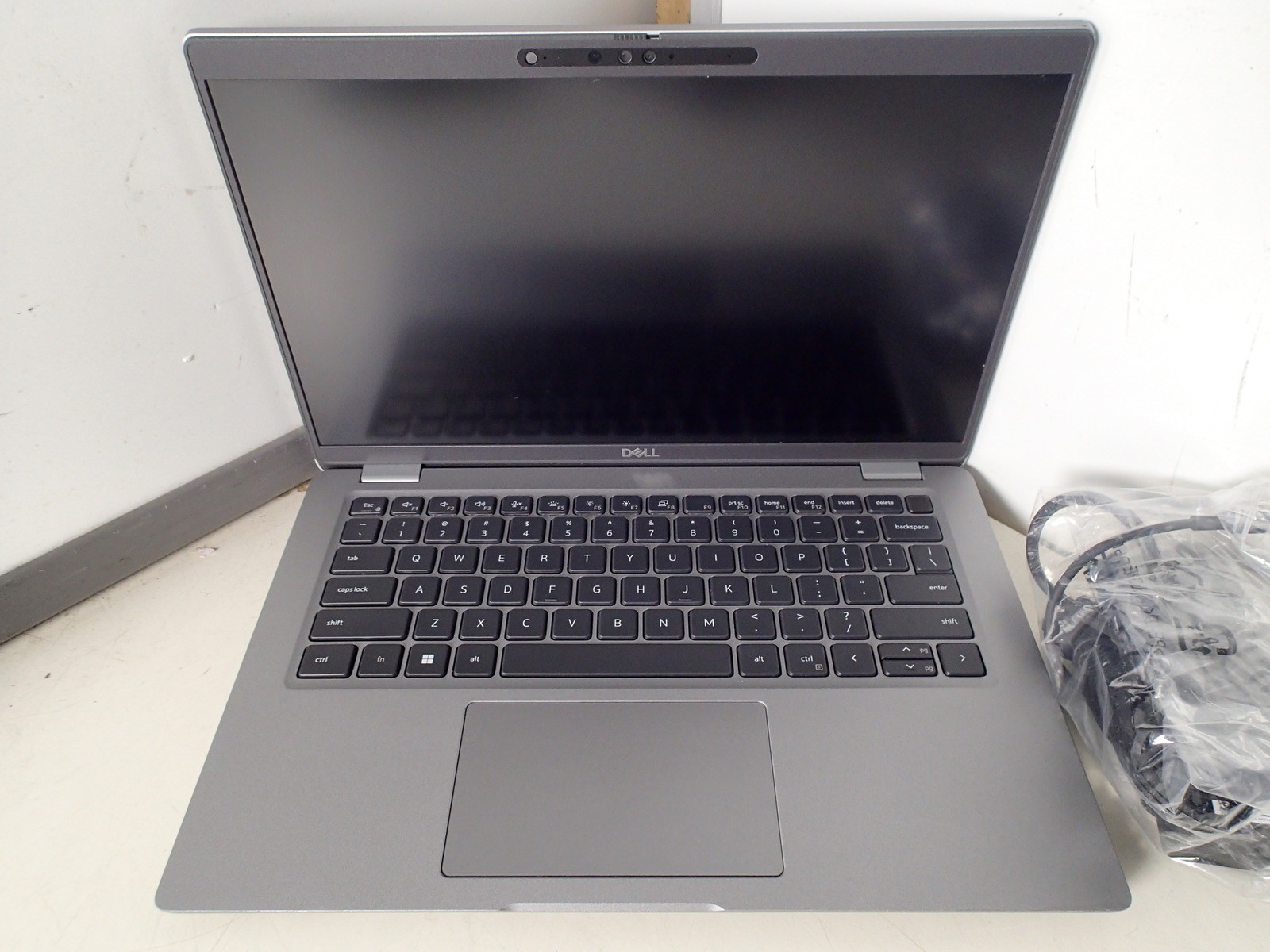 Dell Latitude 5431 Intel Core i5 1240P 8GB RAM 500GB m.2 Windows 11 Pro