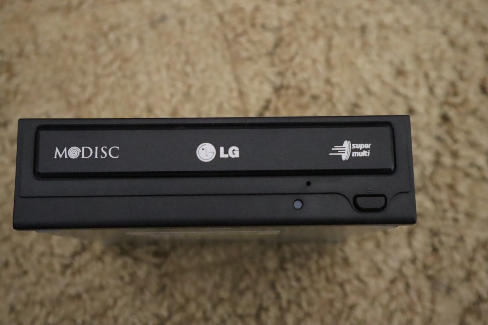 Data LG Super Multi DVD Rewriter M-Disc CDRW DVDRW SATA GH24NS90