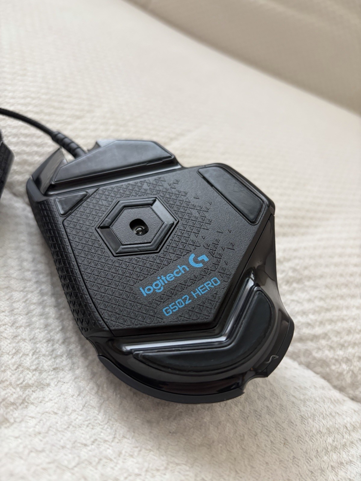 Logitech G502 HERO Wired Gaming Mouse – 910-005469