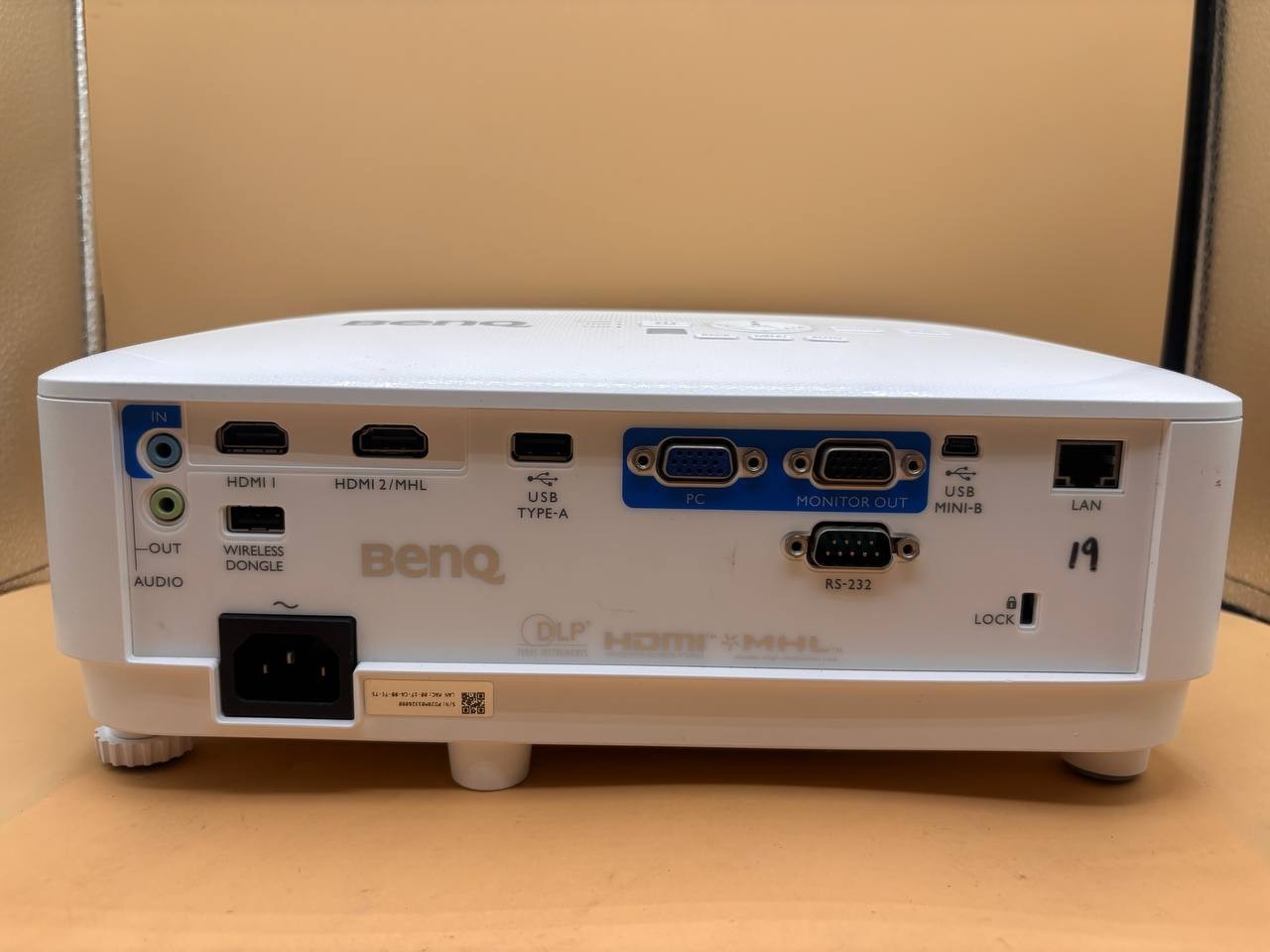 BenQ MH733 Full HD DLP Projector 4000 Lumens Great W/ Remote & Cords PH9