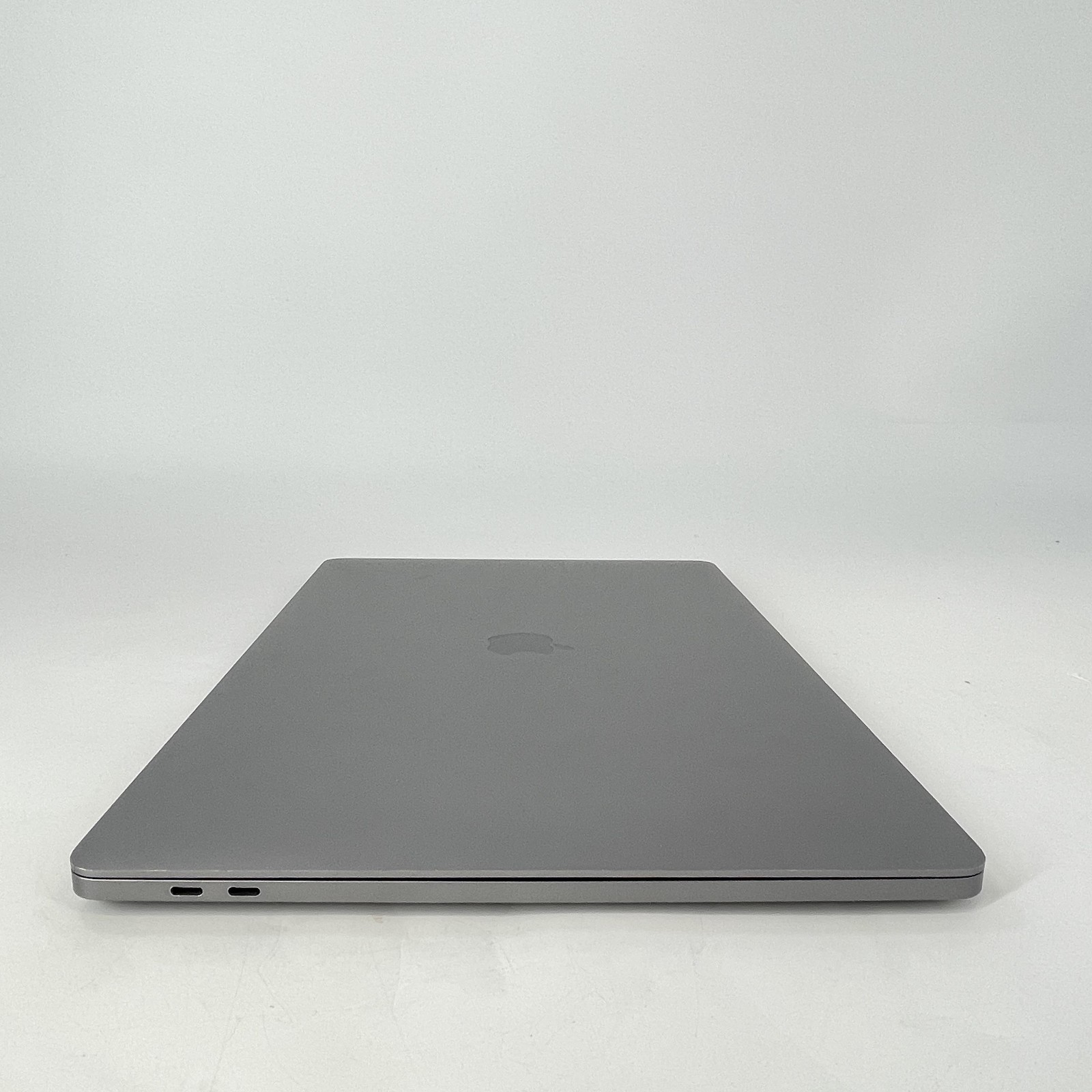 MacBook Pro 16 Touch Bar Silver 2019 2.4GHz i9 32GB 1TB SSD AMD Radeon Pro 5500M