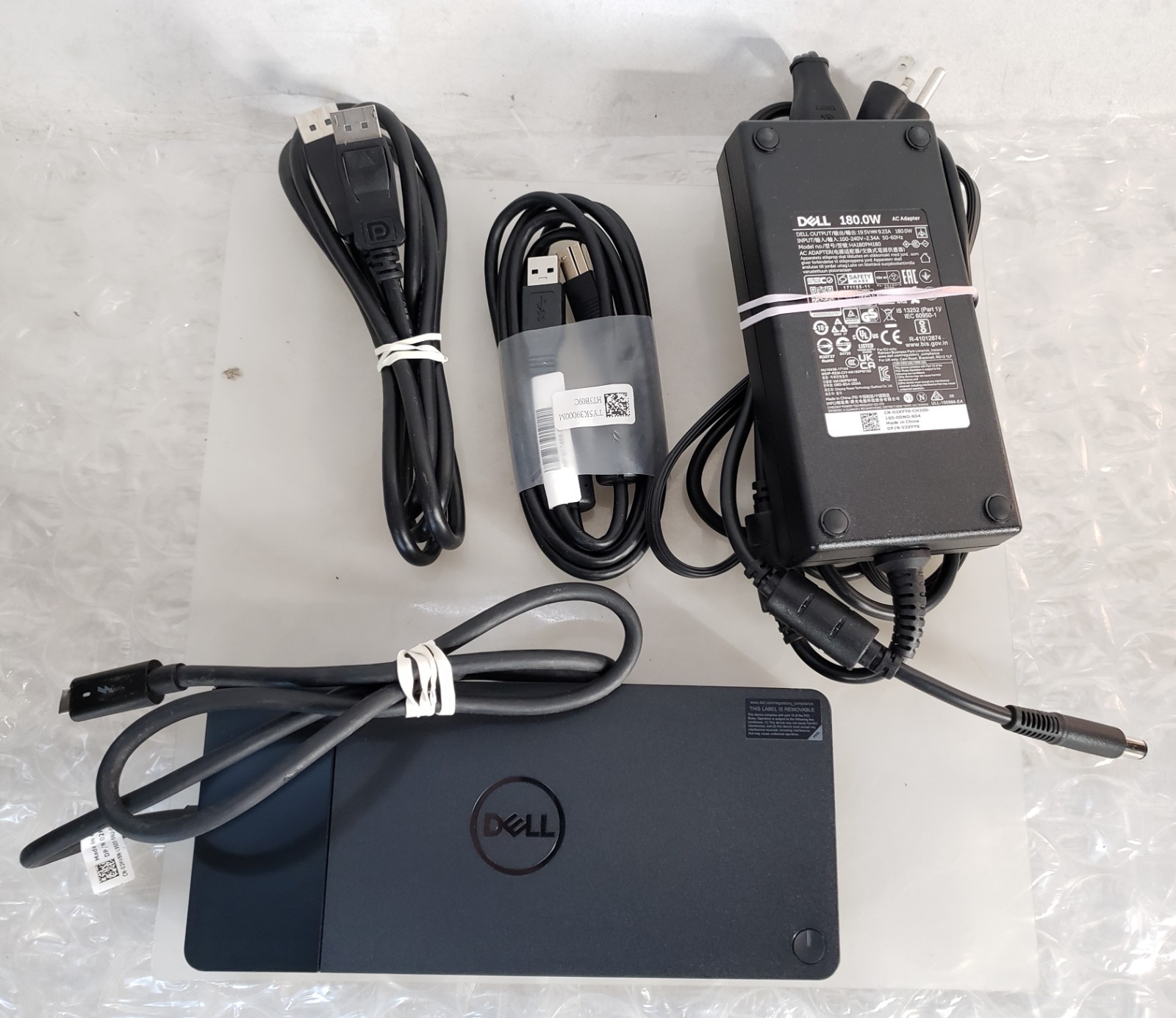 Dell WD19TB Docking Station w/ OEM 180w AC Adapter + USB 3.0 + DP Cables