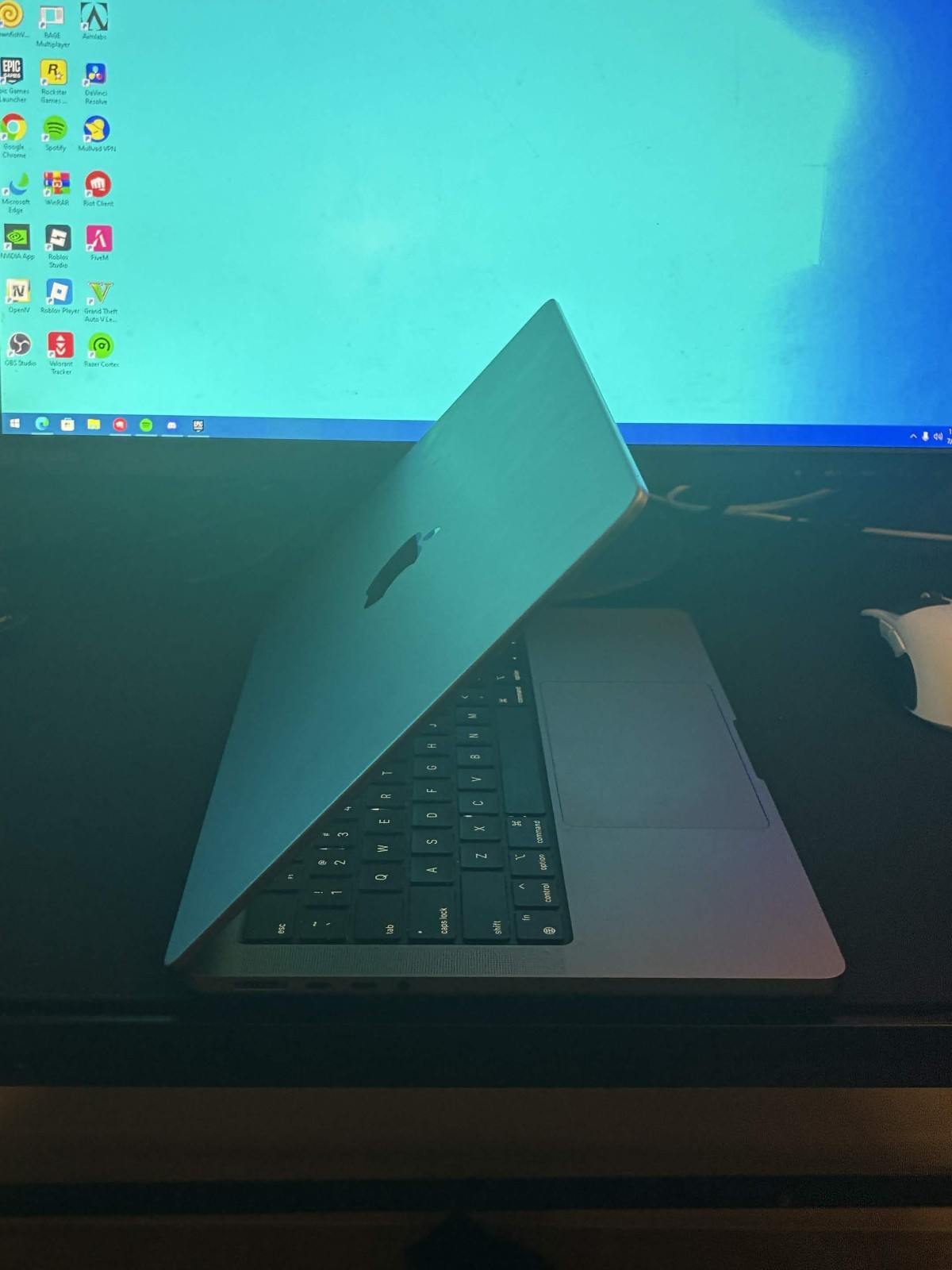 Apple MacBook Pro 14in 2021 M1 Pro 10-Core 512GB SSD 32GB RAM A2442 Grade A