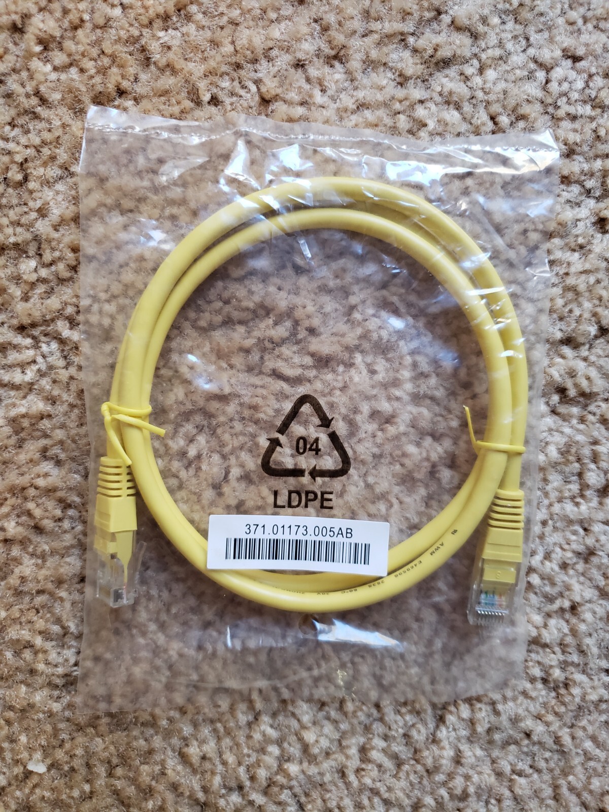 COMPUTER / TV / ELECTRONIC CABLE