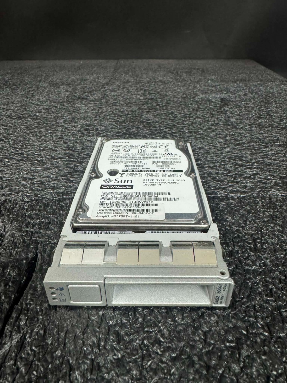 SUN ORACLE 542-0388-01 390-0487-02 300GB 10.0K RPM 6Gb/s SAS 2.5″ Hard Drive HDD