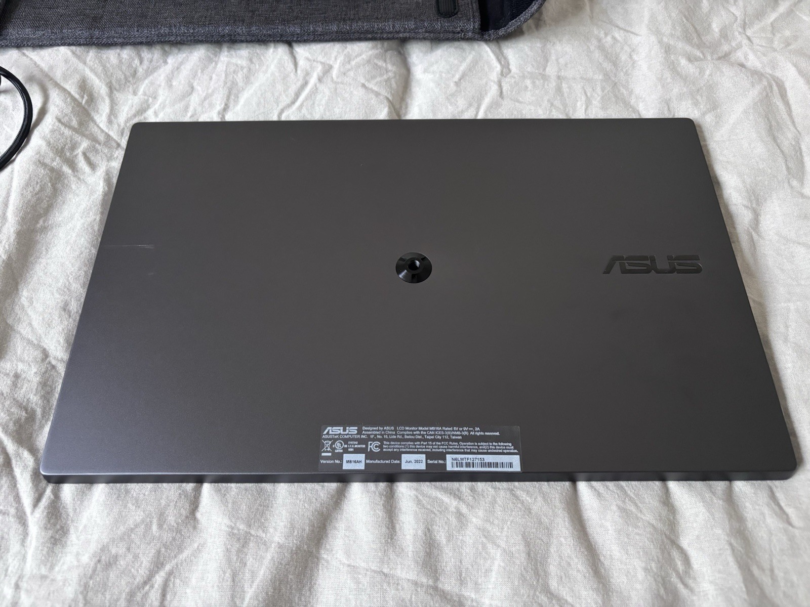 Asus ZenScreen MB16AH 15.6 Inch LCD Monitor w/ Foldable Protective Case