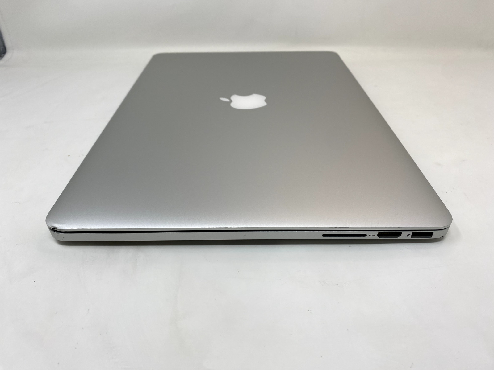 Apple MacBook Pro 2.5GHz 15-inch intel i7 2015 16GB RAM 128GB SSD DG M370X