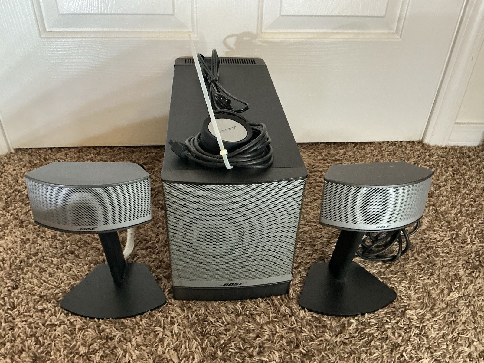 Bose Companion 5 Series Multimedia Speaker System Complete Set