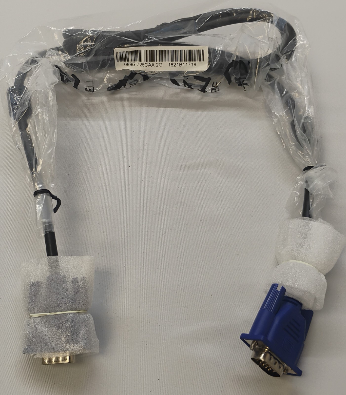 Dell 5Ft 15-Pin VGA/SVGA D-Sub Male to Male Monitor Video Cable