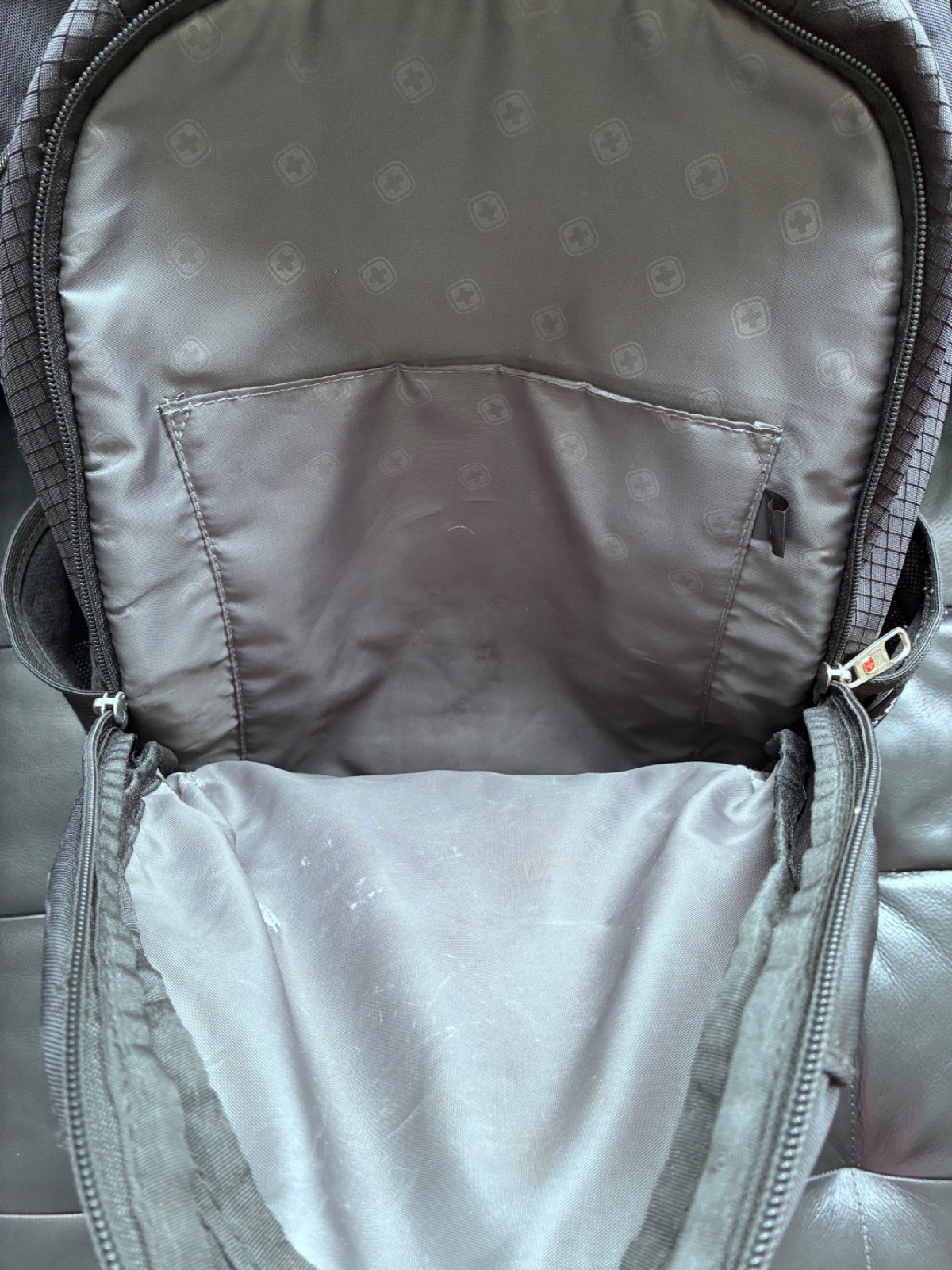 SWISSGEAR Laptop Backpack Black Airflow Padded Bag Organizer Multiple Pockets