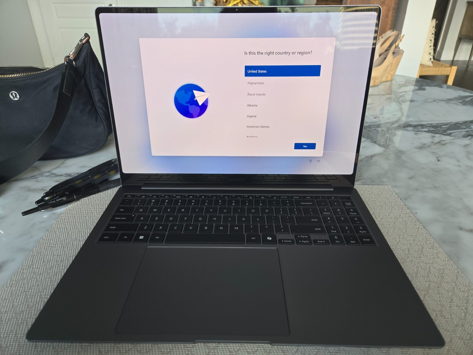 Samsung Galaxy Book5 Pro 16″ 3K Touch PC Ultra 7 RAM 32GB SSD 1TB NP960XHA