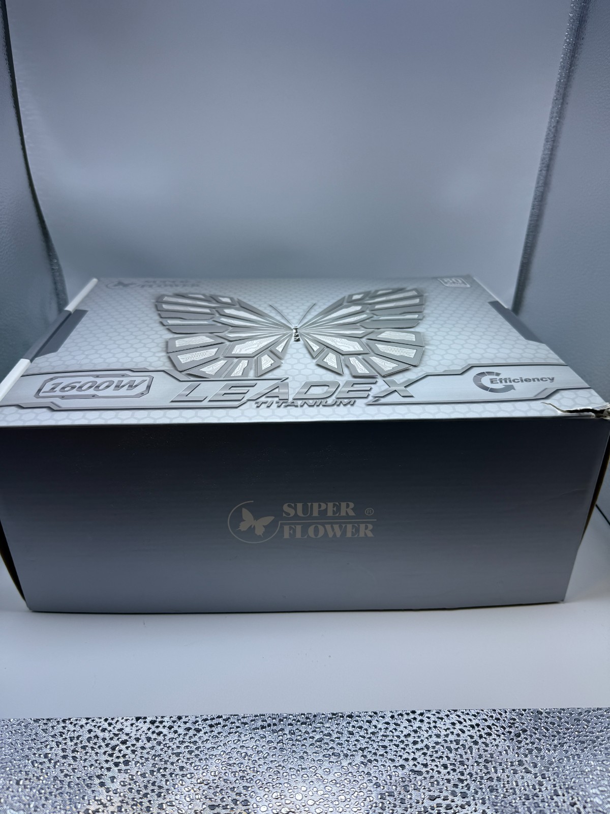 Unused SUPER FLOWER LEADEX 1600W TITANIUM SF-1600F14HT Power Supply