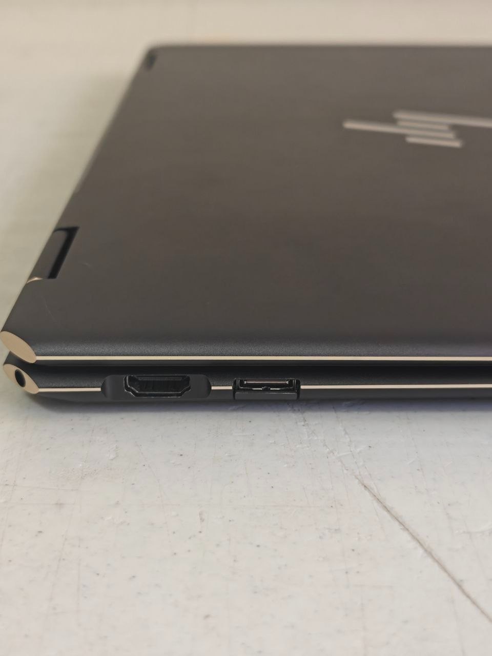 HP Spectre x360 16″ – Touch – Intel Core™ i7-1360P – 16 GB DDR4 – 1 TB SSD – W11