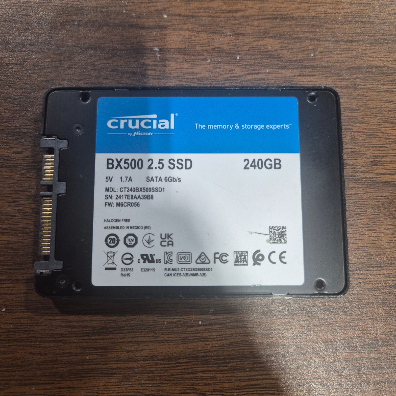 Crucial BX500 CT240BX500SSD1 240GB 2.5″ SATA 6Gb/s SSD Solid State Drive