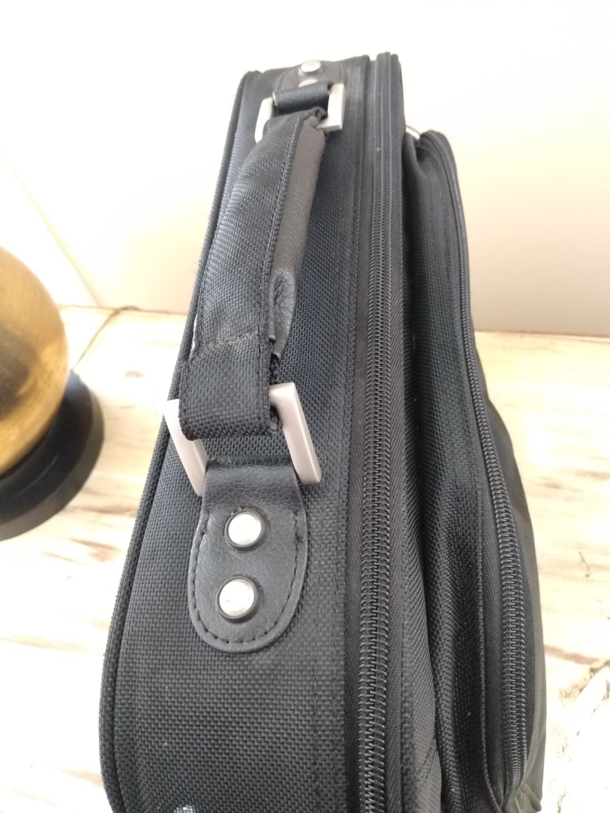 Dell Briefcase Laptop Case Computer Bag Padded Shoulder 15″ Computer