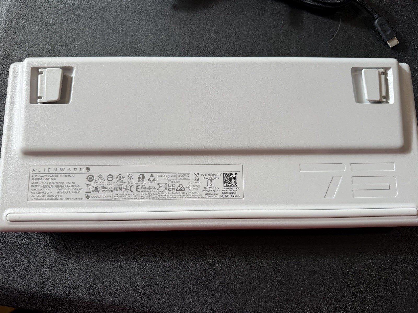Alienware Pro 75% Wireless Mechanical Gaming Keyboard – Lunar Light