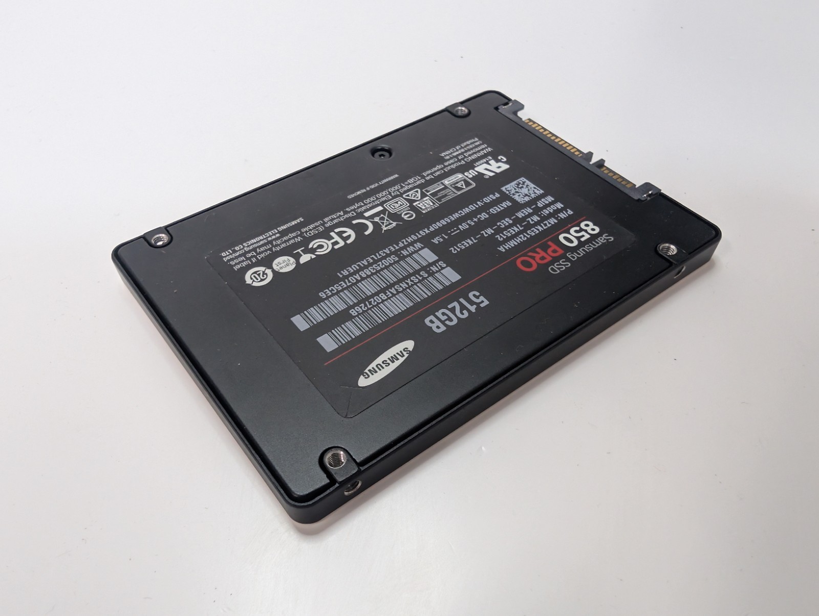 Samsung 850 PRO 512GB 2.5″ SATA III Internal SSD MZ-7KE512 Solid State Drive