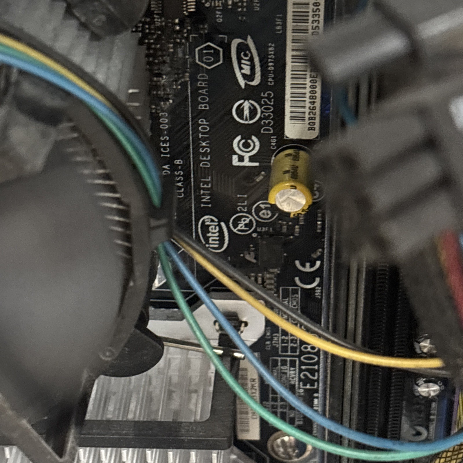 Custom Desktop PC ***Unknown Specs – Turns On***Parts/Repair