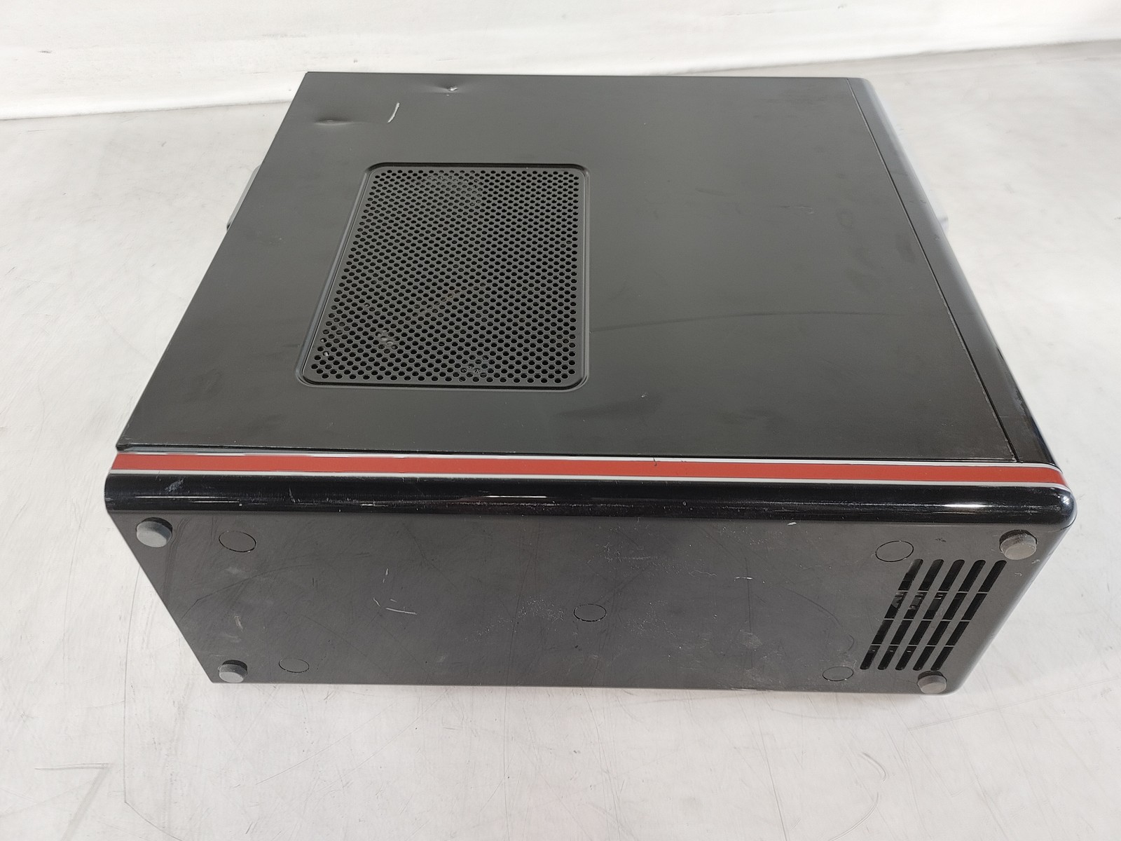 Vintage Gateway DX4200 AMD Phenom X4 9150e 1.80 GHz 4 GB DDR2 Desktop