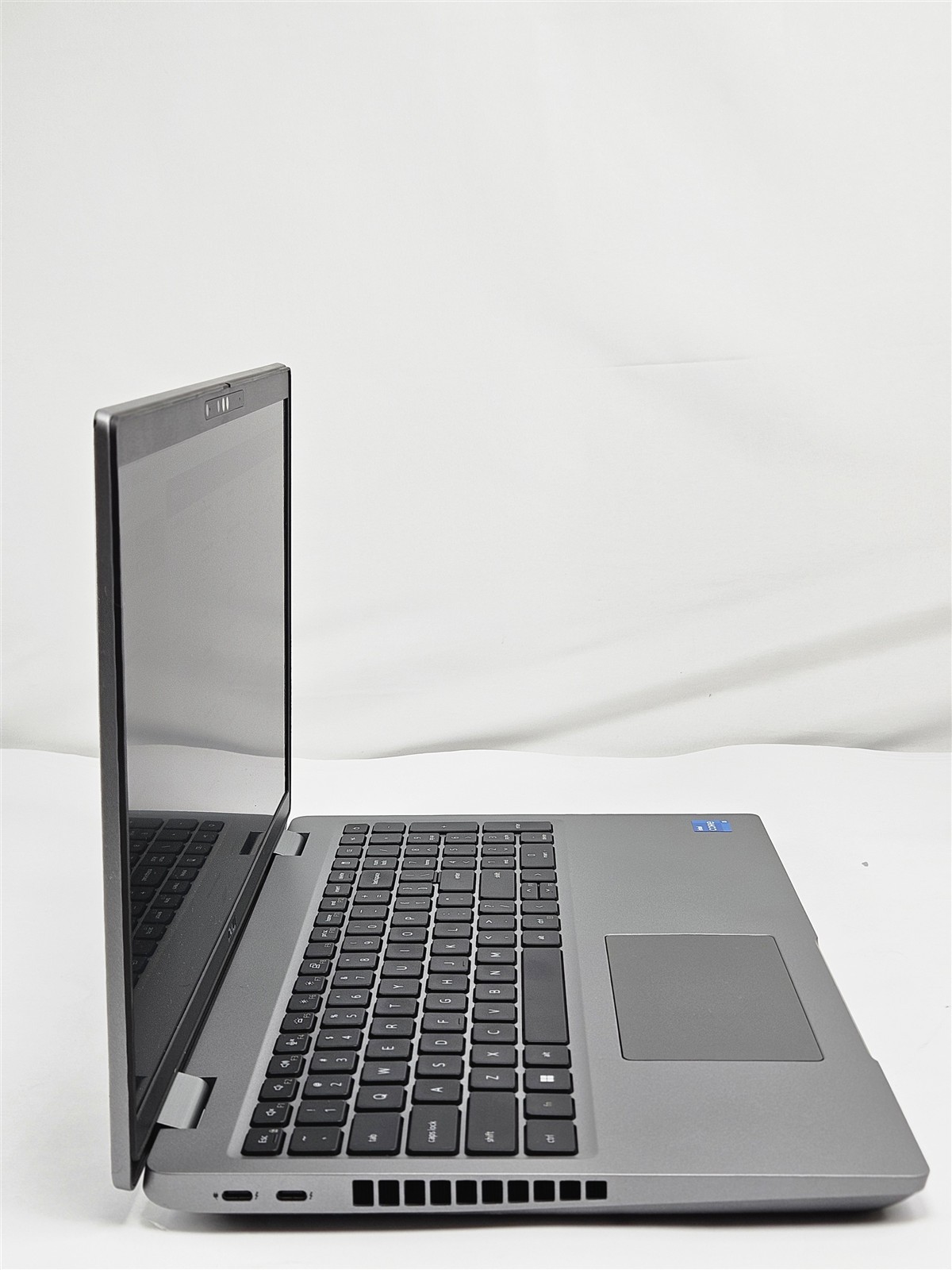 Dell Precision 3571 Intel Core i5-12600H 16GB RAM 256GB SSD NVIDIA Quadro T600