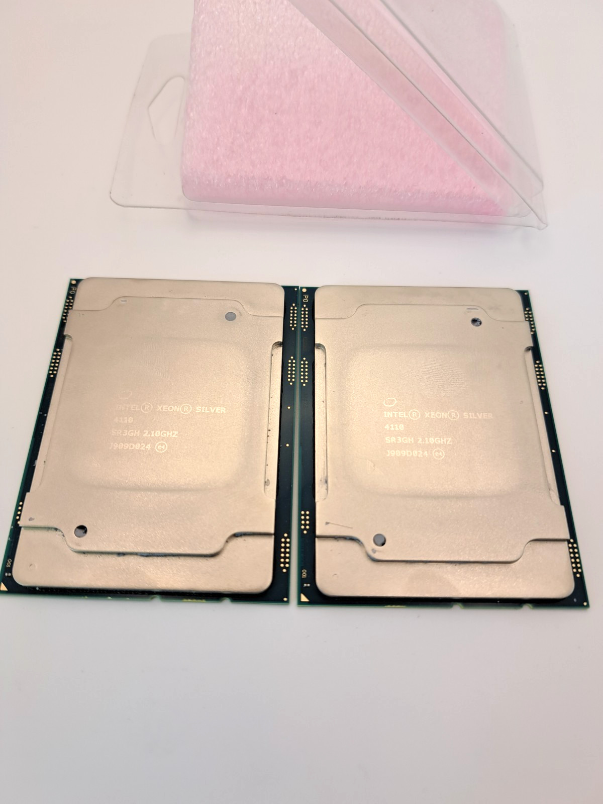Lot of 2 Intel Xeon Silver 4110 2.10 GHz LGA 3647-0 Server Processor SR3GH