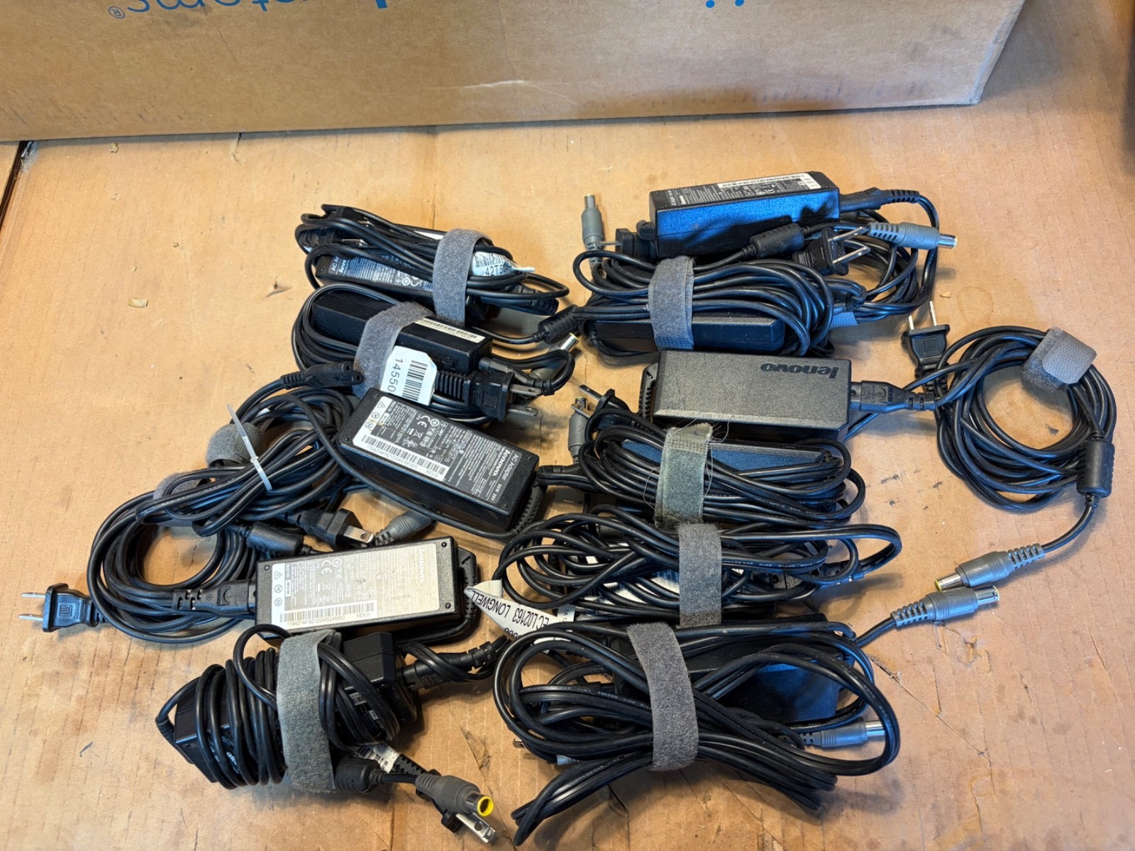Lot of 11 Genuine Lenovo 65W 20V 3.25A AC Adapter w/ PWR Cords Large Round Plug
