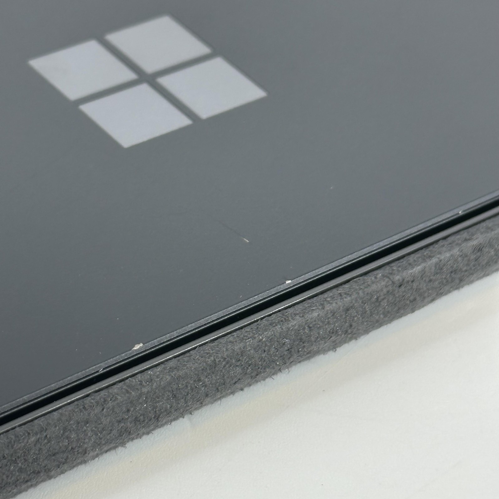 Microsoft Surface Pro 7 12.3 Black i5-1035G4 1.10GHz 8GB 256GB SSD Very Good
