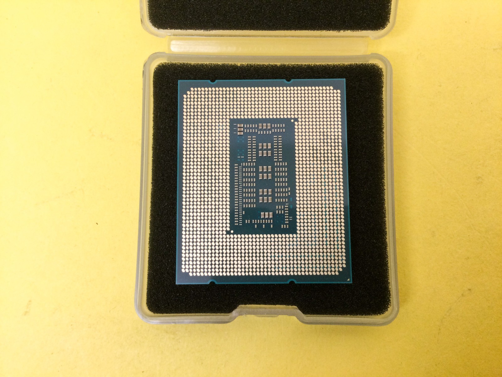 SRN3Y Intel Core i7-14700KF 20-Cores 3.4GHz LGA 1700 CPU Processor
