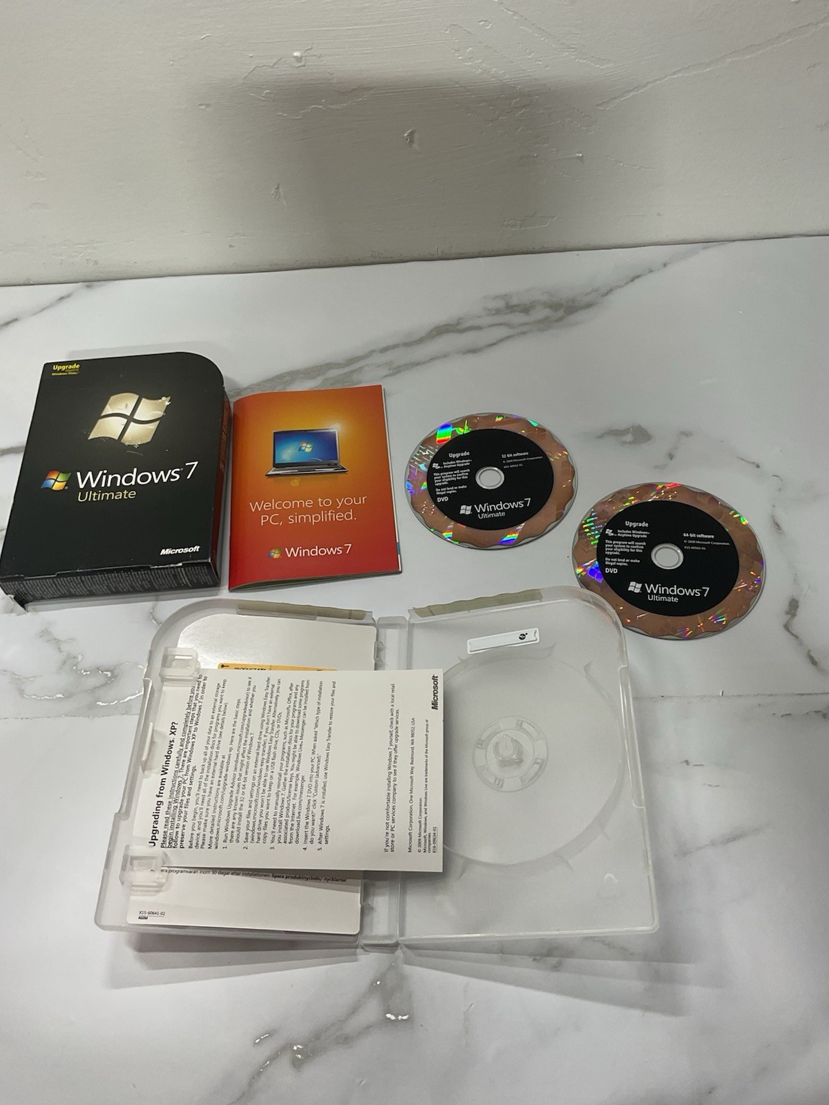 Microsoft Windows 7 Ultimate 32 Bit and 64 Bit DVDs Box License Key