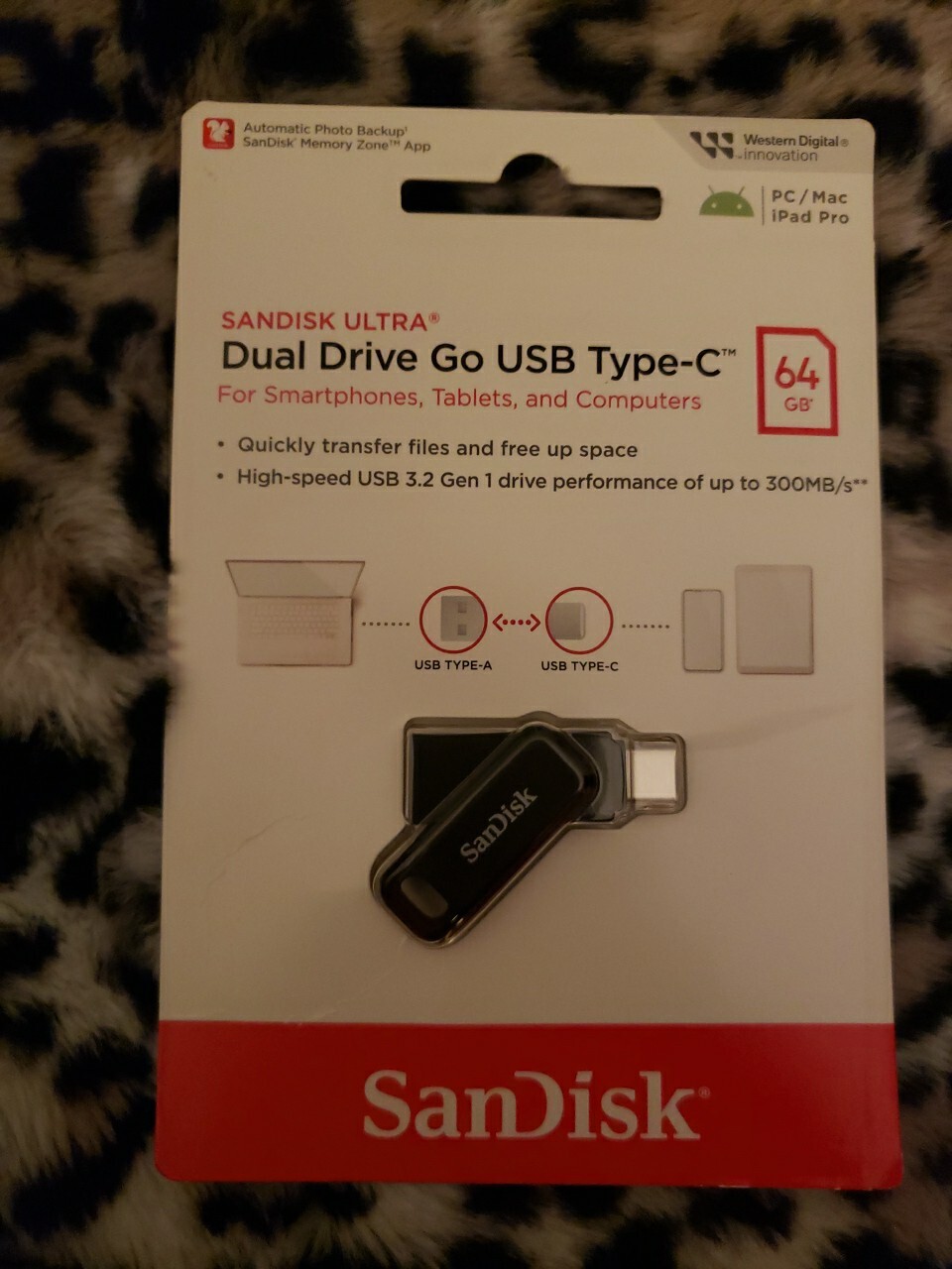 SanDisk 64GB Ultra Dual Drive Go USB Type-C Flash Drive, Black – SDDDC3-064G-G46