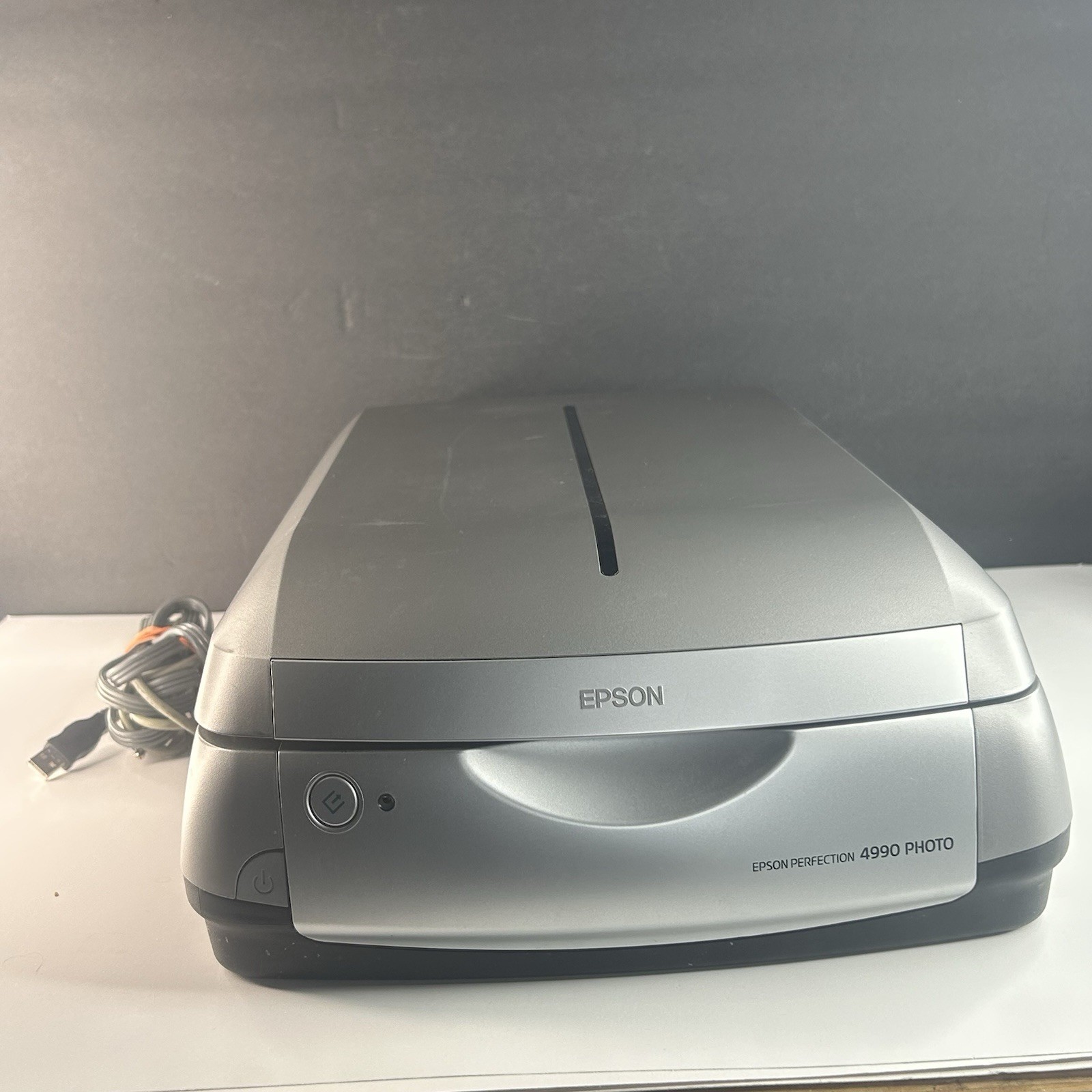 Epson Perfection 4990 Photo Scanner With Power And Usb Cables