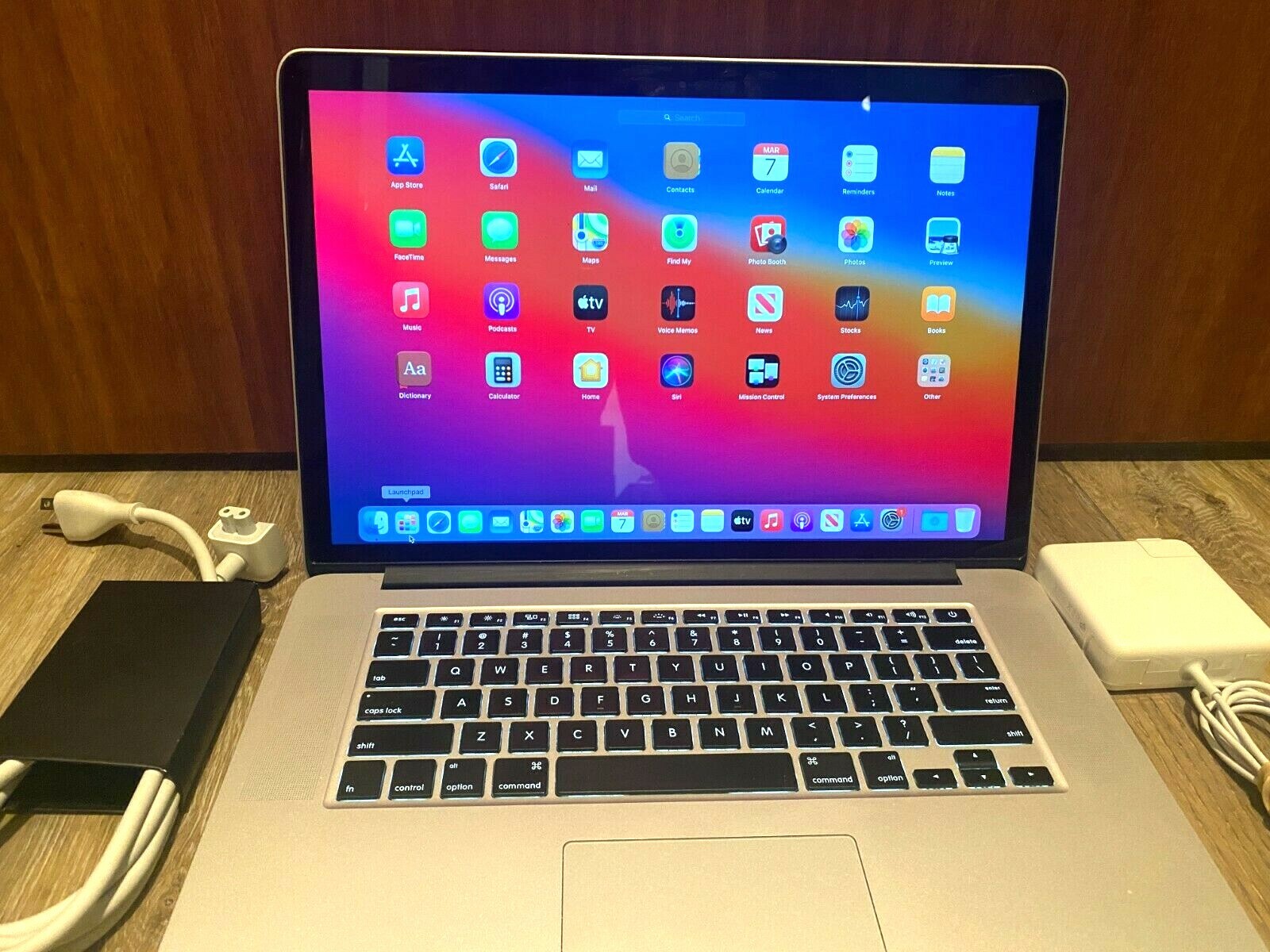 Apple MacBook Pro 15″ 1TB SSD 16GB i7 3.40Ghz Retina – Big Sur – 3 Year Warranty