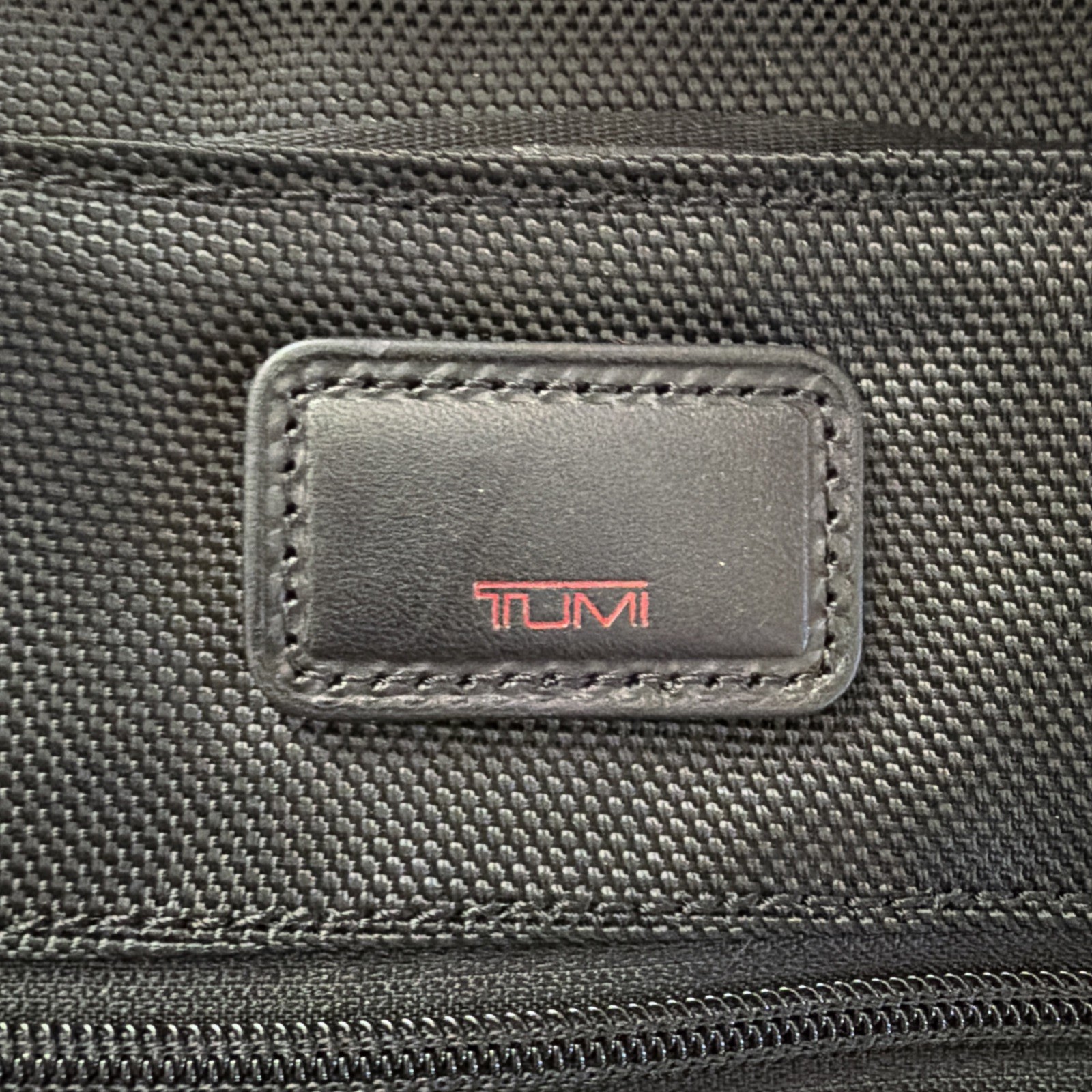 Tumi Laptop Sleeve Cover Case Portable Black Nylon 16” x 12” Zippered Pocket