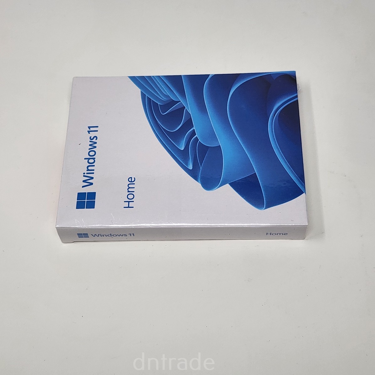MS Windows 11 Home 64-Bit USB Flash Drive + Key Retail Box – New & Sealed