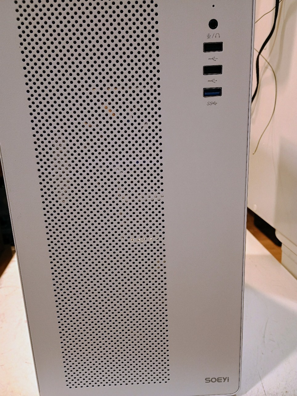 Machinist B450 TFA AMD Ryzen3 Pro 3200G Radeon Vega Graphics Win11 Pro