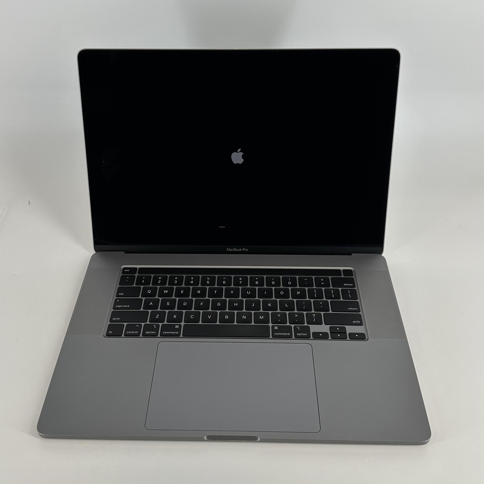 MacBook Pro 16 Touch Bar Space Gray 2019 2.3GHz i9 32GB 1TB SSD Radeon Pro 5500M